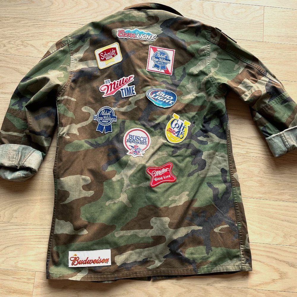 Vintage camouflage camo ARMY military jacket - patches Beer Promo Brand Sports